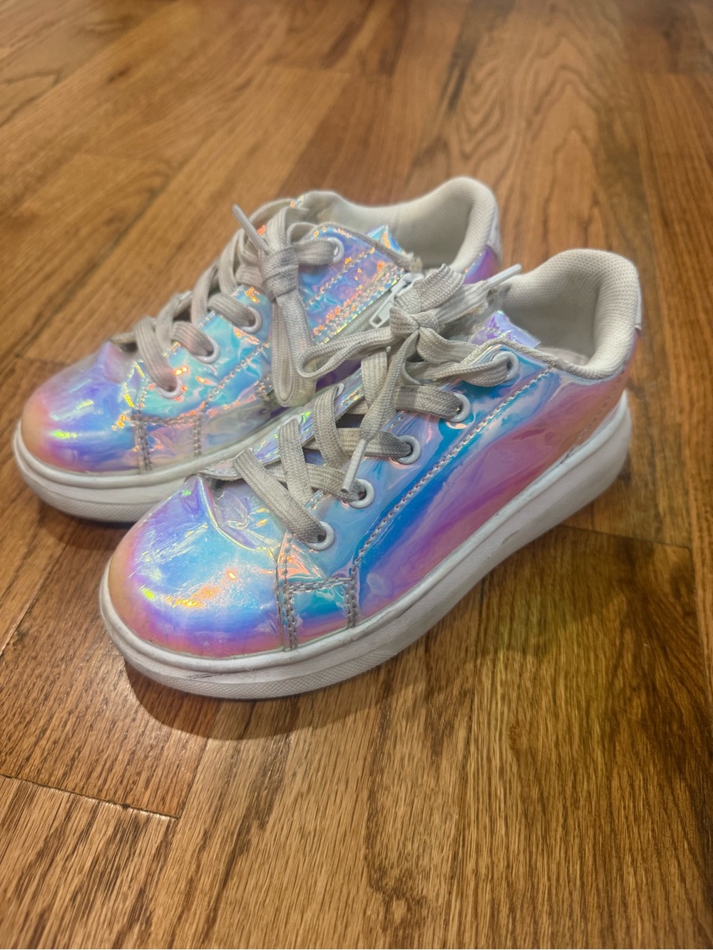 Lola + The Boys Iridescent Holographic Kids Sneakers in White and Pink Sheen
